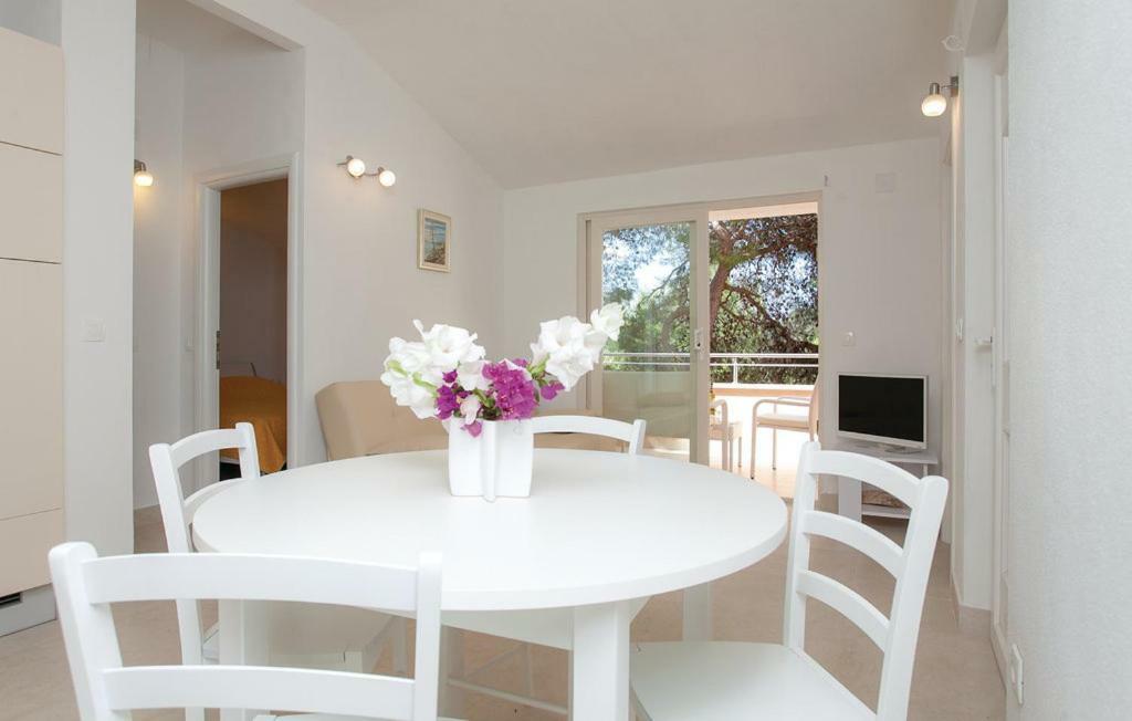 Beautiful Apartment By The Sea Prizba Exteriör bild